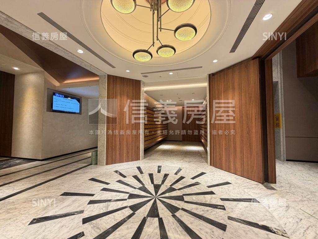 空屋可看！西屯全新兩房車房屋室內格局與周邊環境