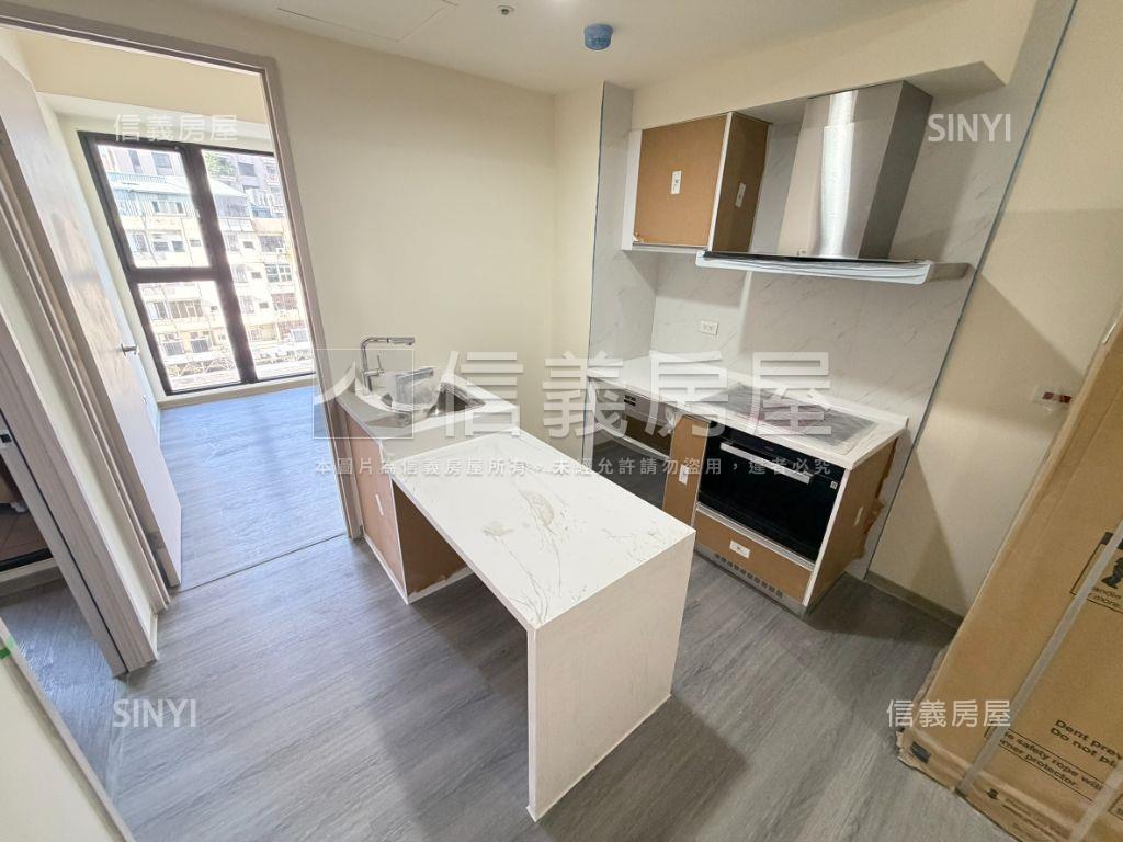 空屋可看！西屯全新兩房車房屋室內格局與周邊環境