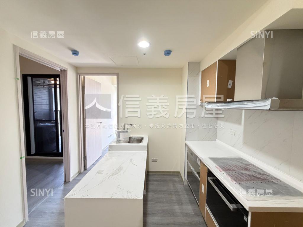 空屋可看！西屯全新兩房車房屋室內格局與周邊環境