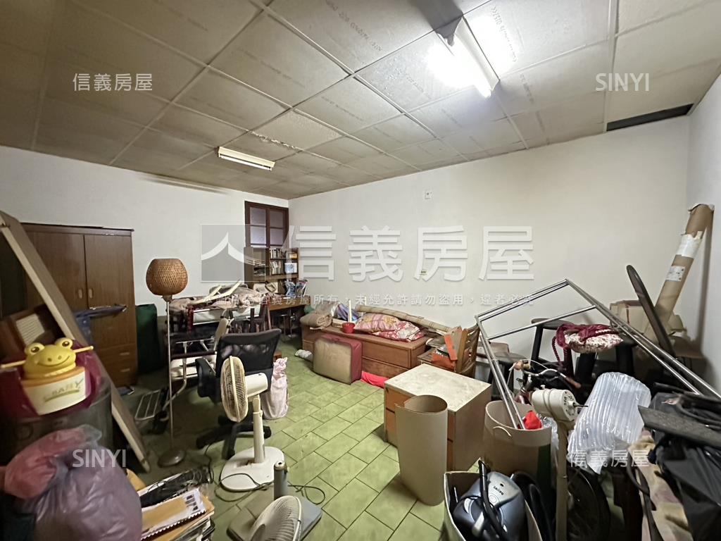 體育園區金燙透店房屋室內格局與周邊環境