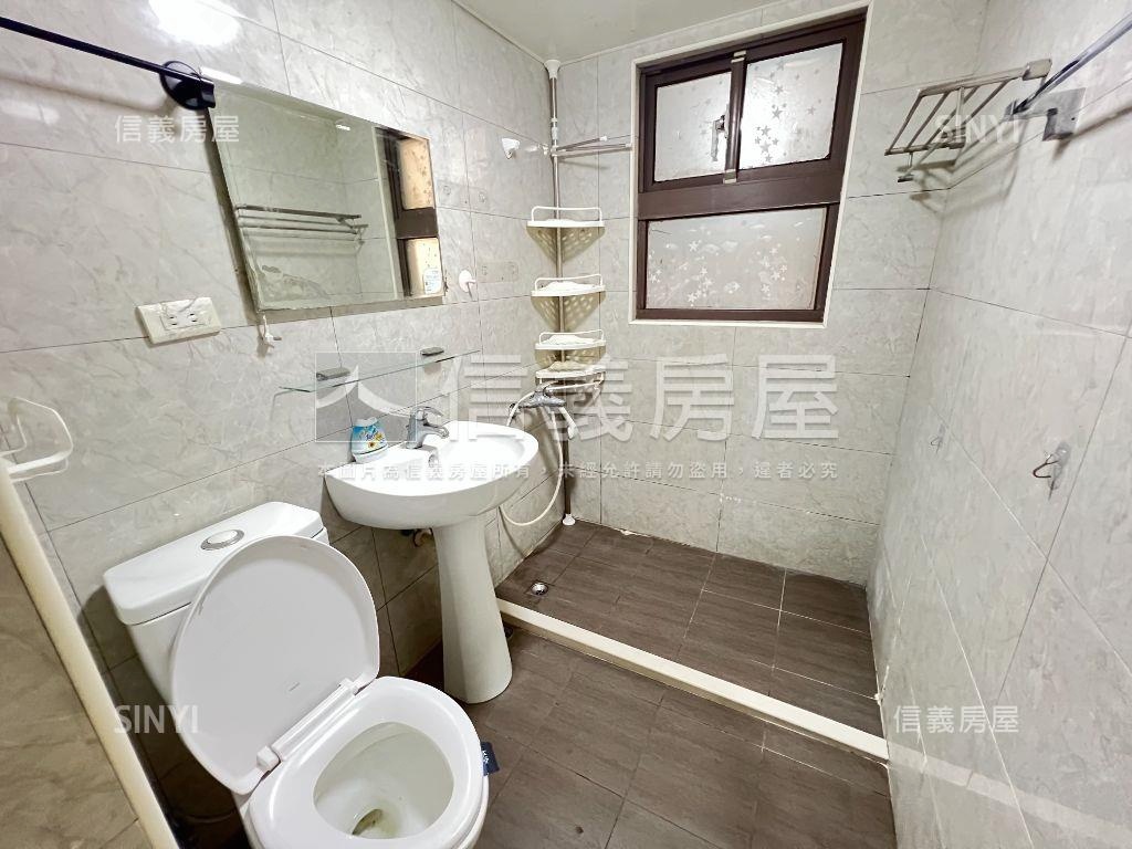 愛樂邊間大四房房屋室內格局與周邊環境