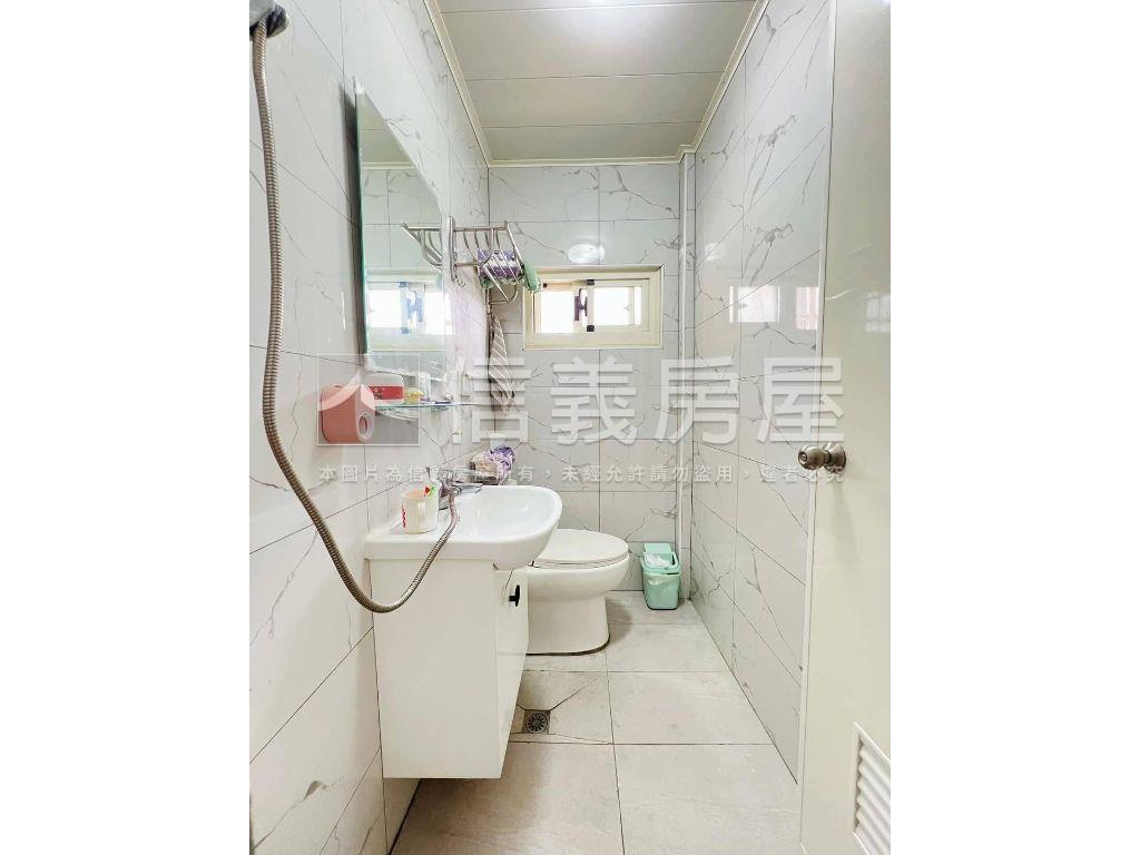 美裝潢可孝親房透天房屋室內格局與周邊環境