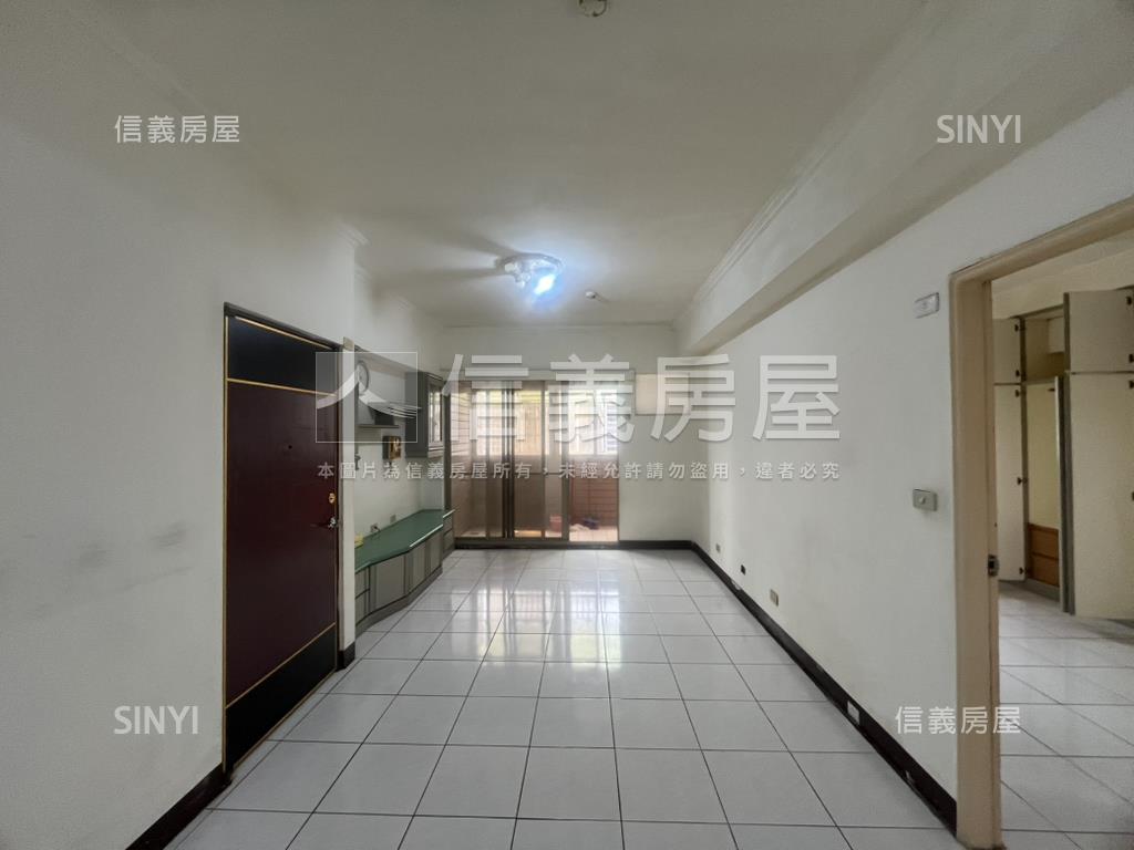 Ｇ５綻旁電梯３房雙衛開窗房屋室內格局與周邊環境