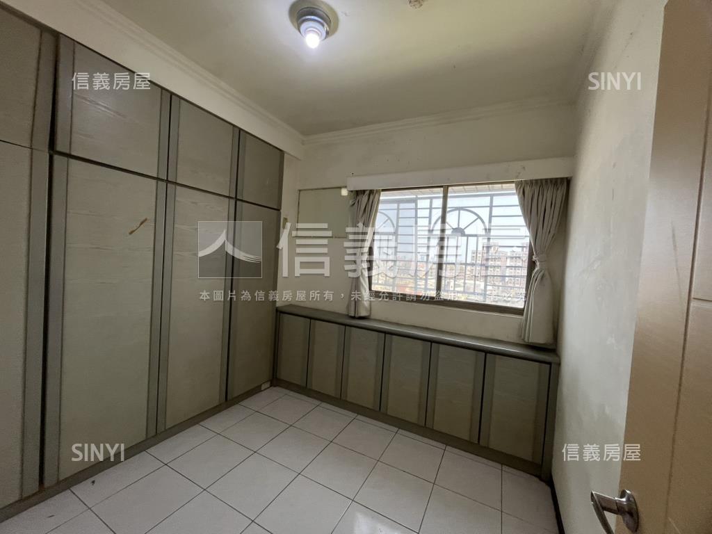 Ｇ５綻旁電梯３房雙衛開窗房屋室內格局與周邊環境