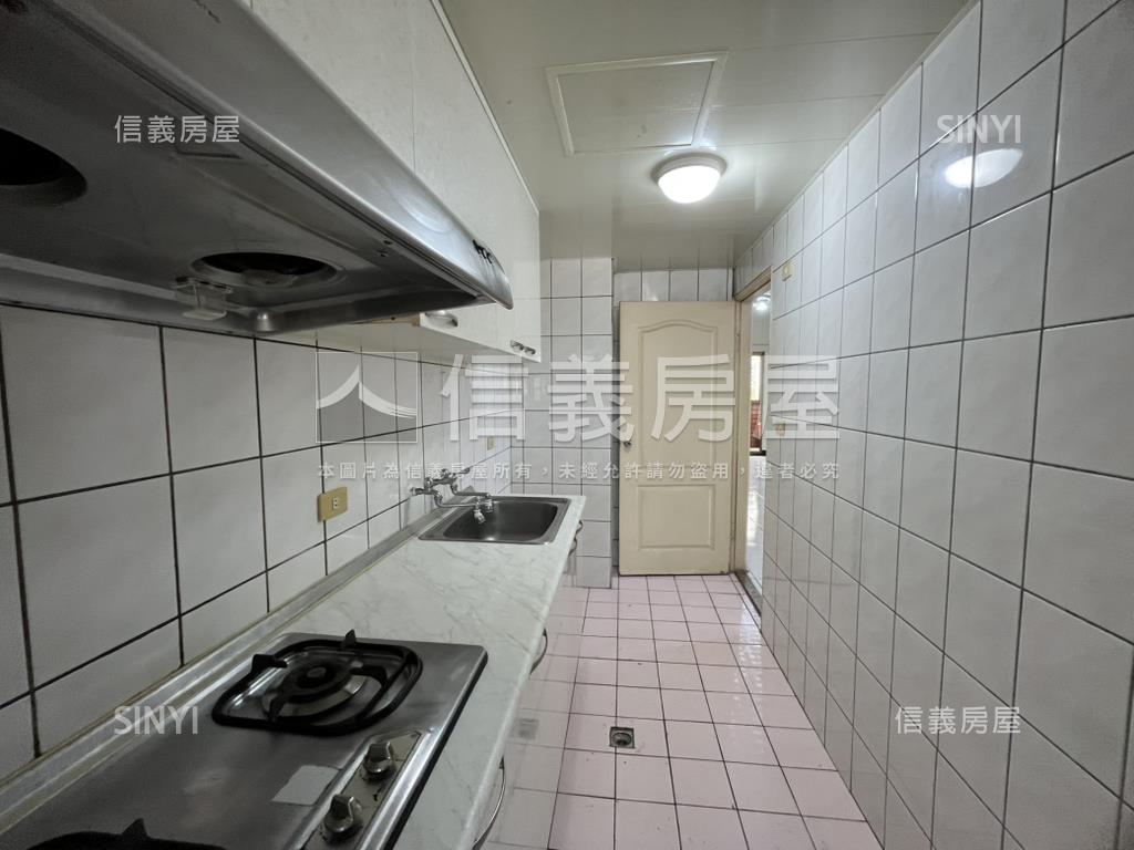 Ｇ５綻旁電梯３房雙衛開窗房屋室內格局與周邊環境