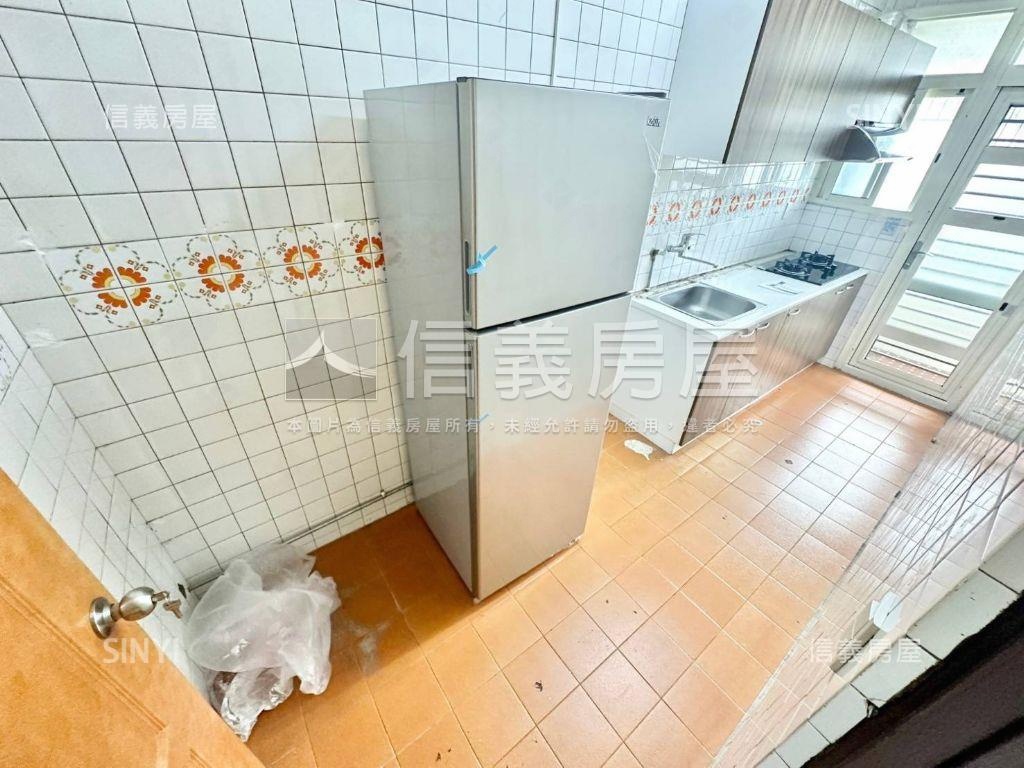 台中火車站旁收租優質公寓房屋室內格局與周邊環境