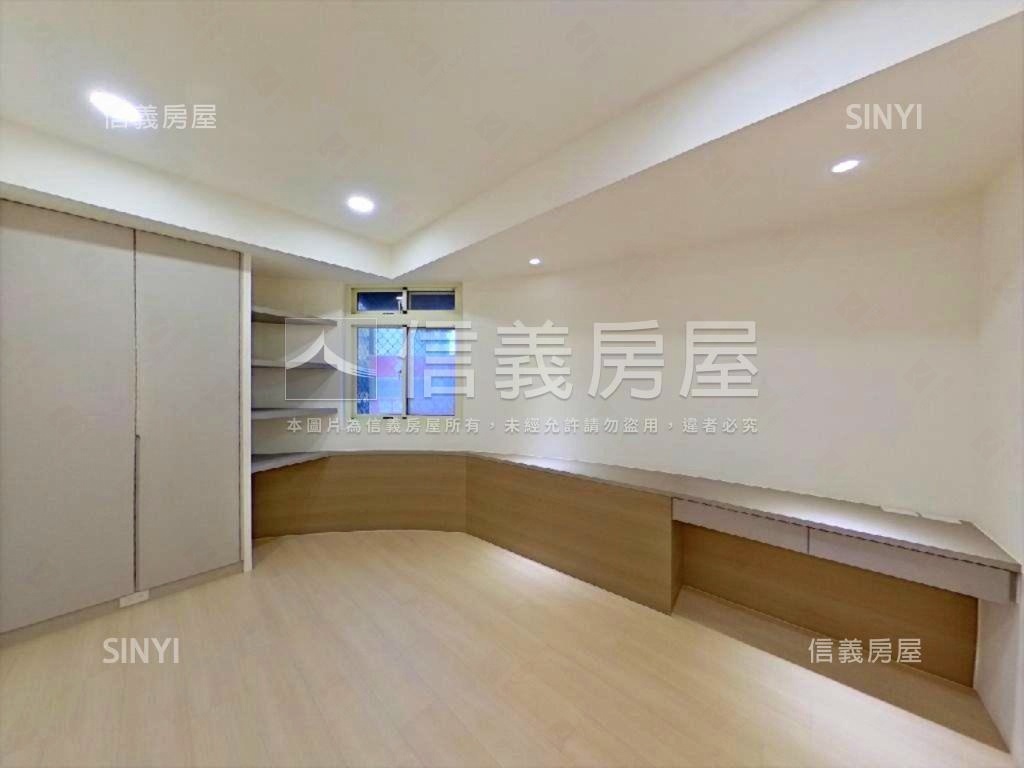 海山捷運３樓裝潢美寓房屋室內格局與周邊環境