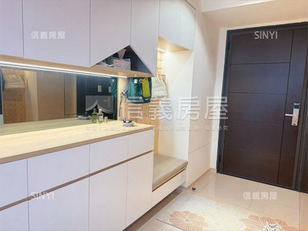 面園道美裝潢三房雙車位房屋室內格局與周邊環境