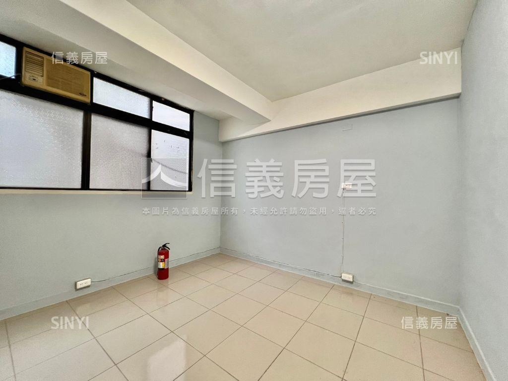 中國醫低總價三房房屋室內格局與周邊環境