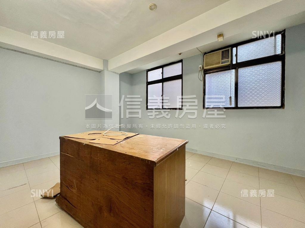 中國醫低總價三房房屋室內格局與周邊環境