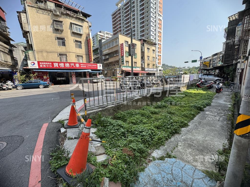 信安街土地房屋室內格局與周邊環境