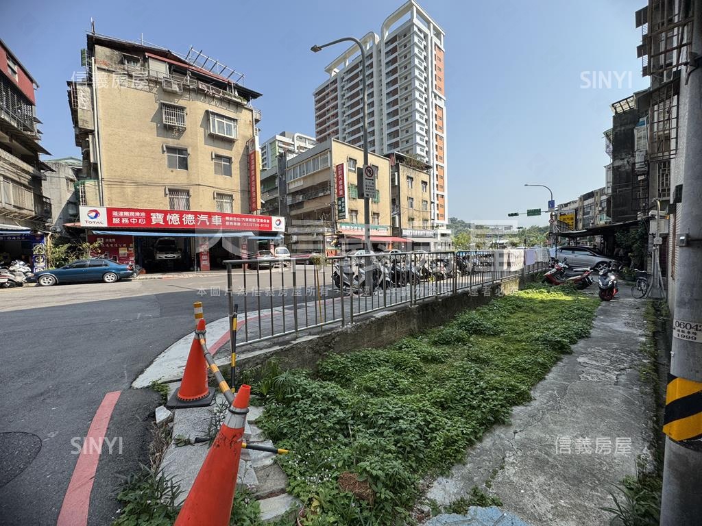 信安街土地房屋室內格局與周邊環境