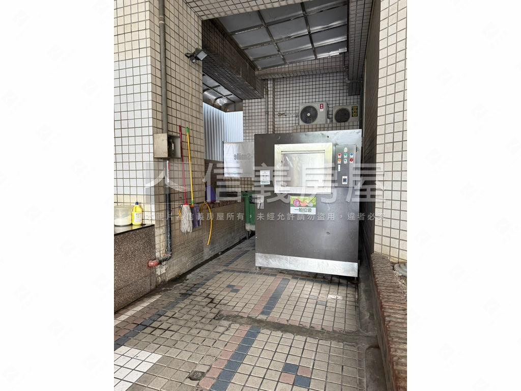 文山特區高樓景觀３房平車房屋室內格局與周邊環境