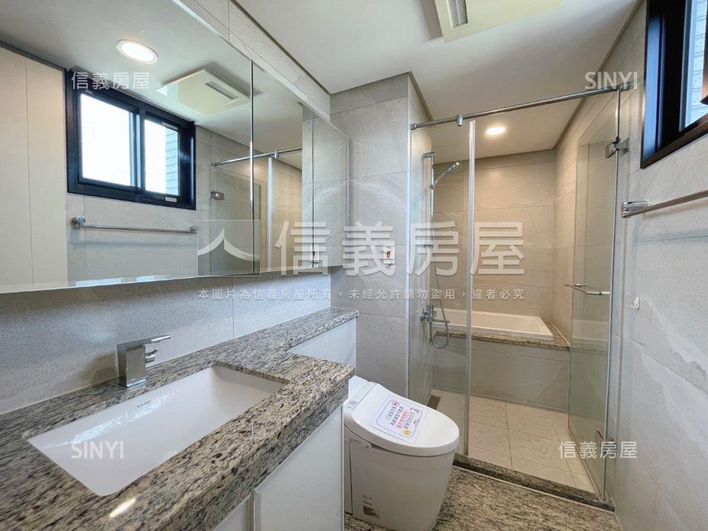 觀市政前棟高樓質感裝潢房屋室內格局與周邊環境