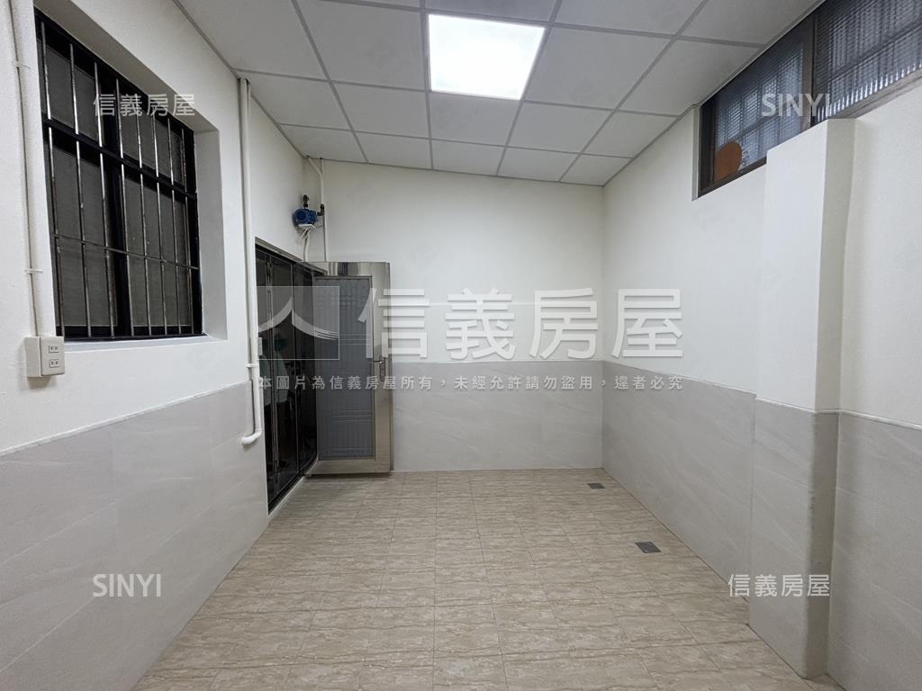 正漢口路三段店家林立透店房屋室內格局與周邊環境