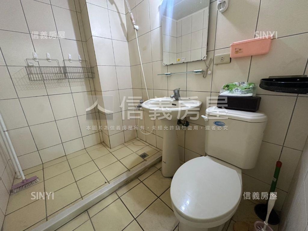 近健康公園小資族２房公寓房屋室內格局與周邊環境