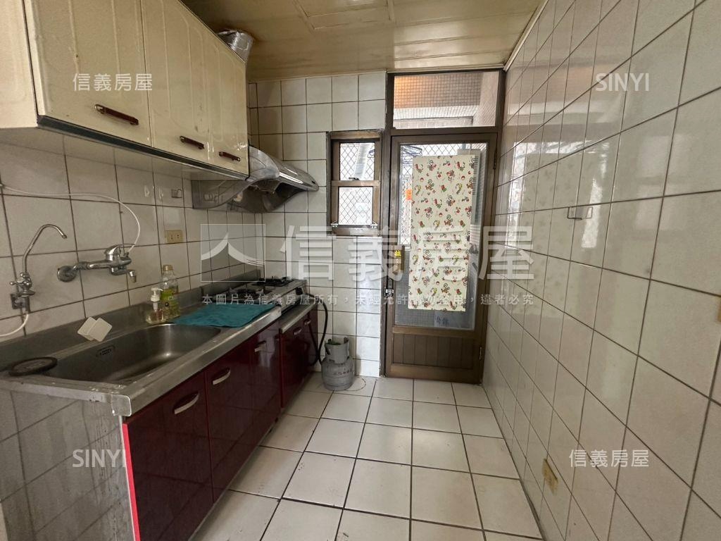 近健康公園小資族２房公寓房屋室內格局與周邊環境