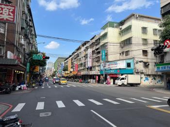 正莒光路上金店面