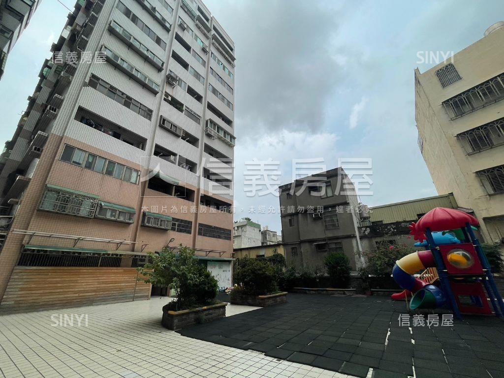 名第房屋室內格局與周邊環境