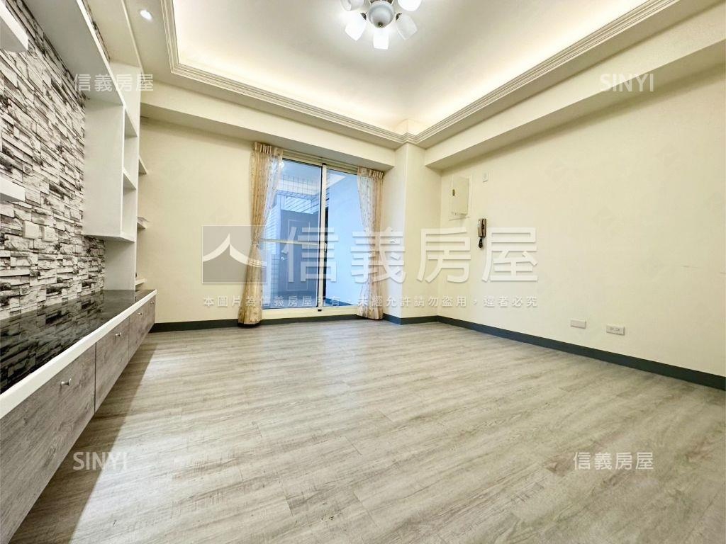 近市場全新裝潢三房車位房屋室內格局與周邊環境