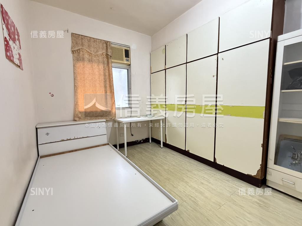 重慶特區公寓三房房屋室內格局與周邊環境