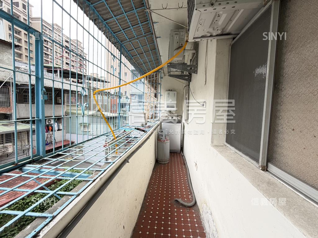 重慶特區公寓三房房屋室內格局與周邊環境