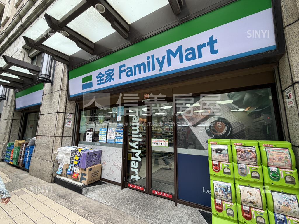 重慶特區公寓三房房屋室內格局與周邊環境