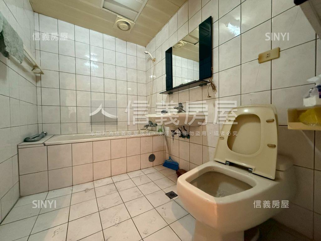 近捷運四房車位稀有釋出房屋室內格局與周邊環境