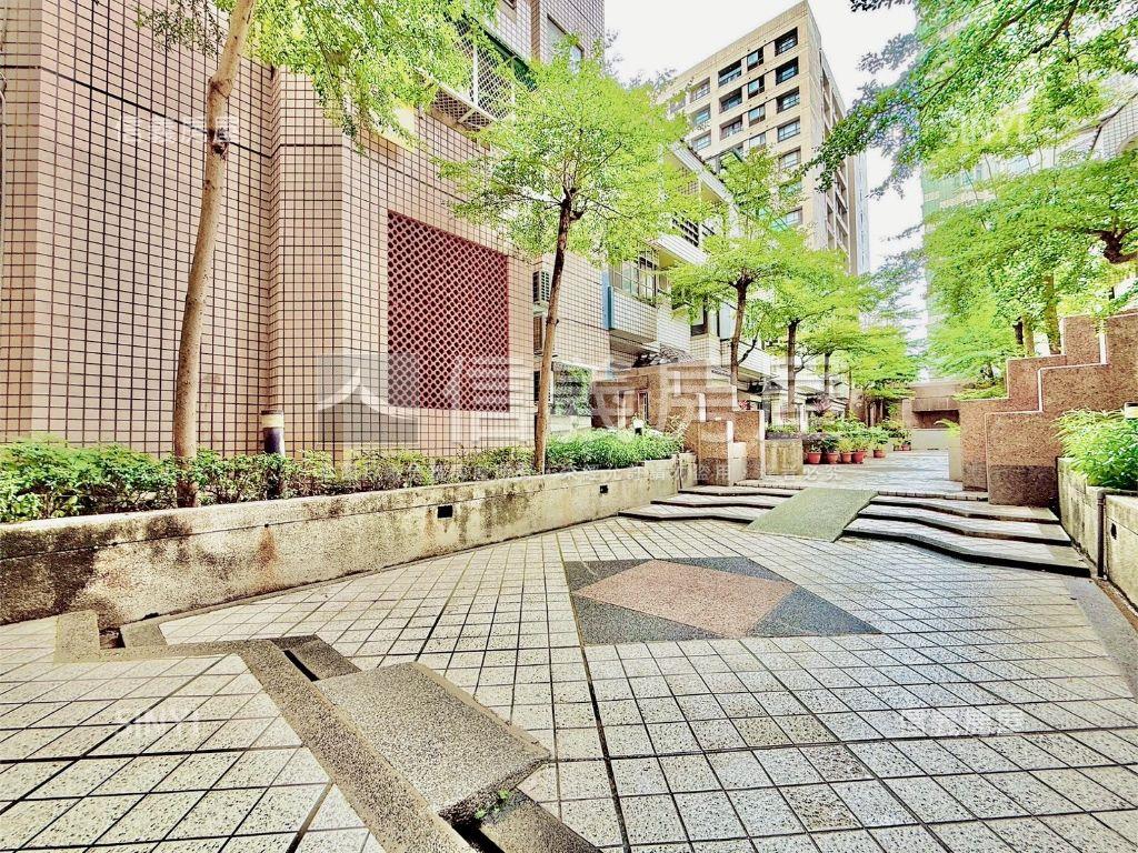 攬翠山林｜世貿大一房美居房屋室內格局與周邊環境