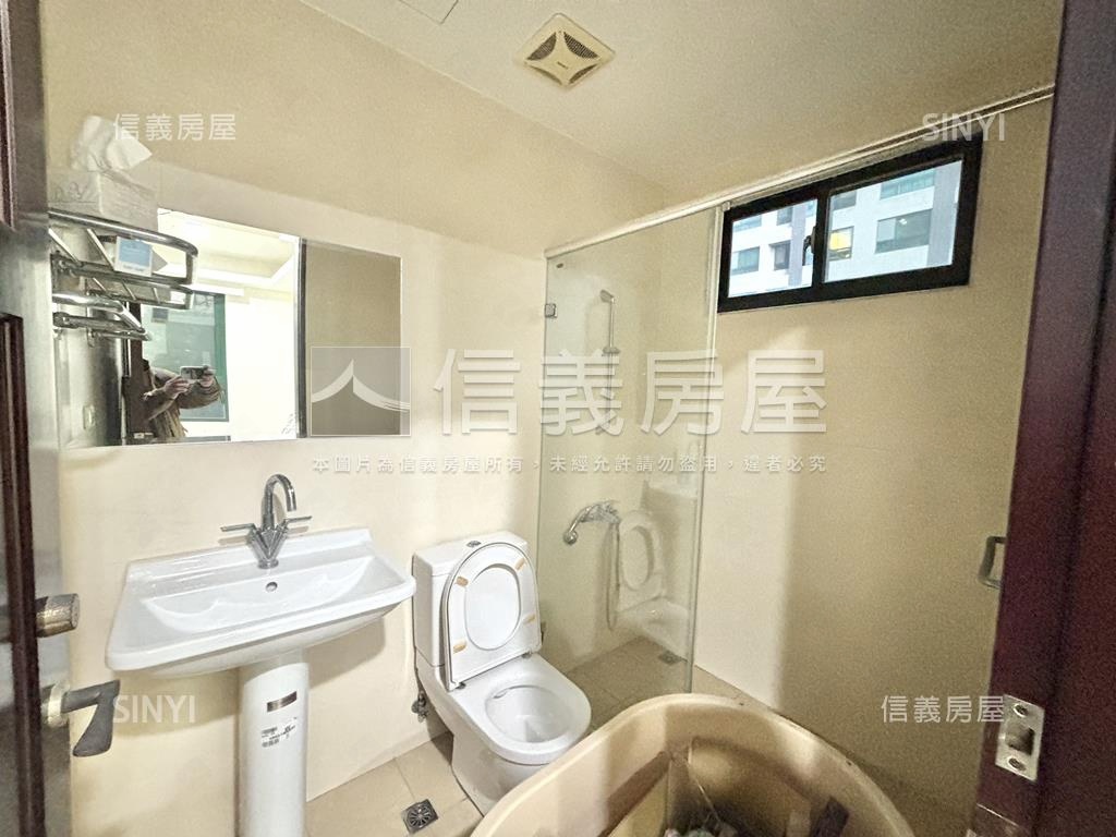 海闊大器四房車位房屋室內格局與周邊環境