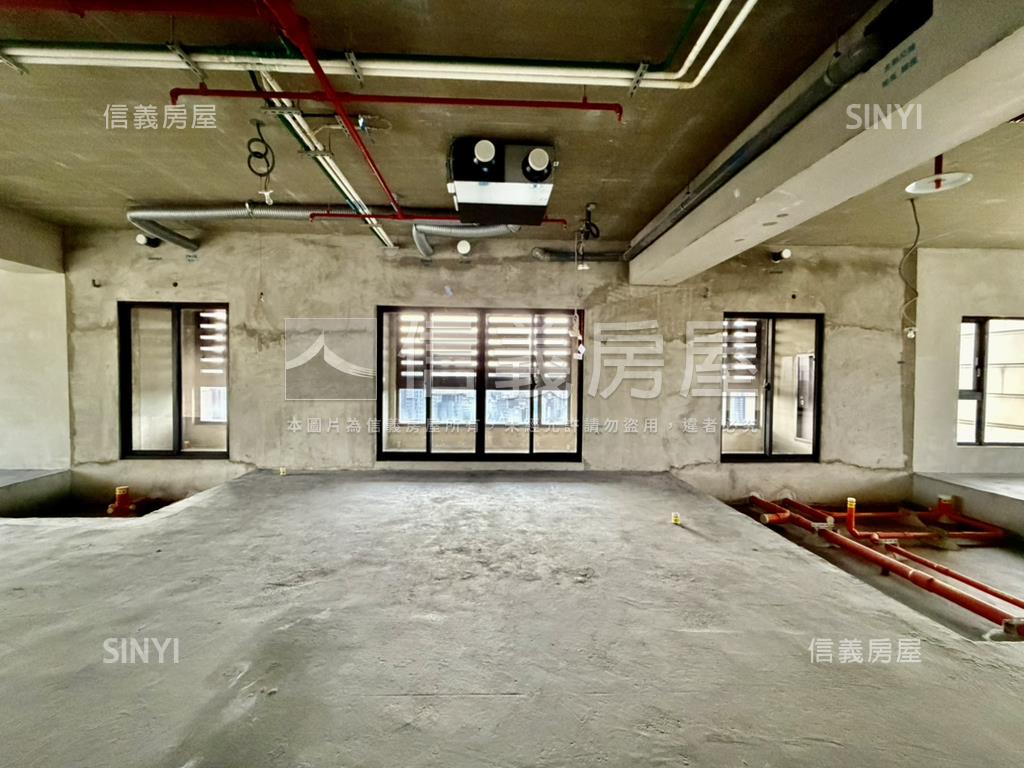 尊榮頂高豪景公園霸景房屋室內格局與周邊環境