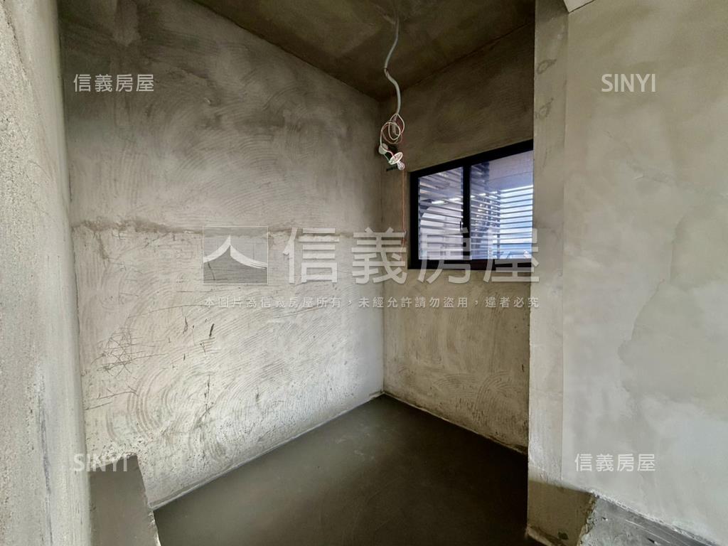 尊榮頂高豪景公園霸景房屋室內格局與周邊環境