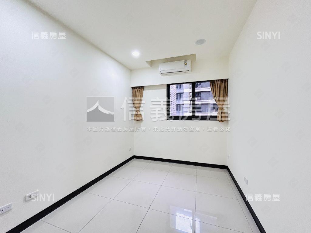 鴻築新願優質三房車位房屋室內格局與周邊環境