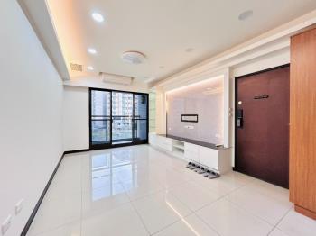 鴻築新願優質三房車位