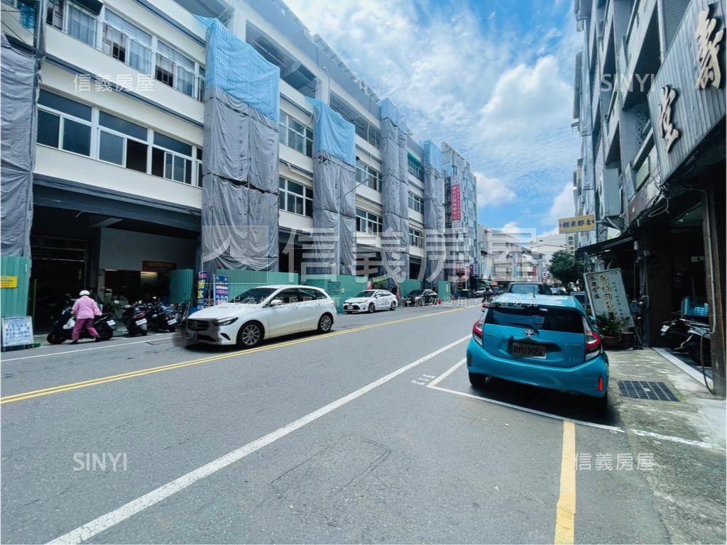 近成大勝利路黃金店面房屋室內格局與周邊環境