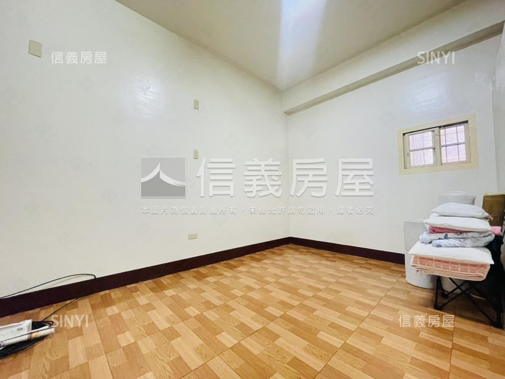 近成大勝利路黃金店面房屋室內格局與周邊環境