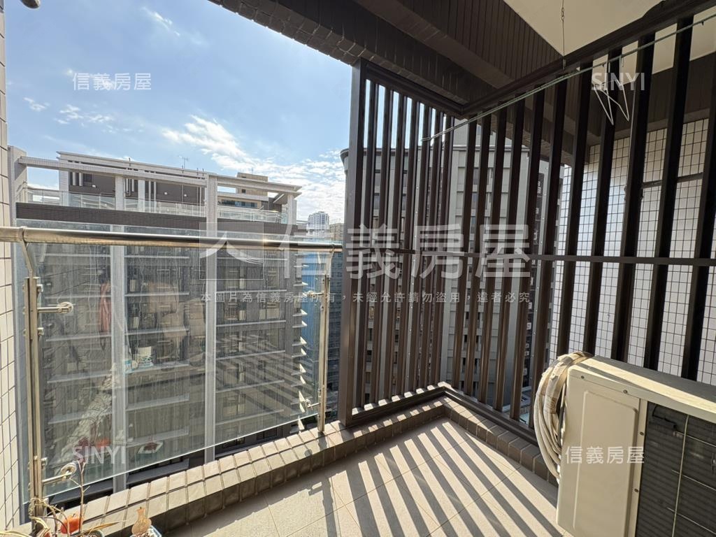 新時代１房朝南捷運宅房屋室內格局與周邊環境