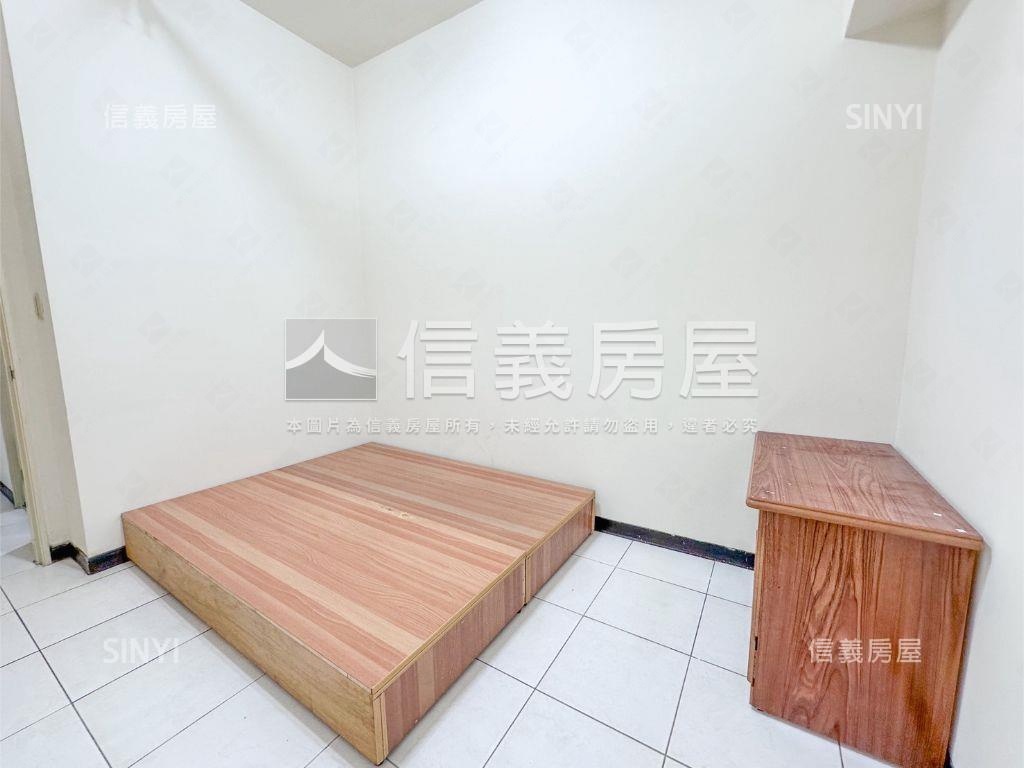 稀有Ａ棟摩天鎮大一房房屋室內格局與周邊環境