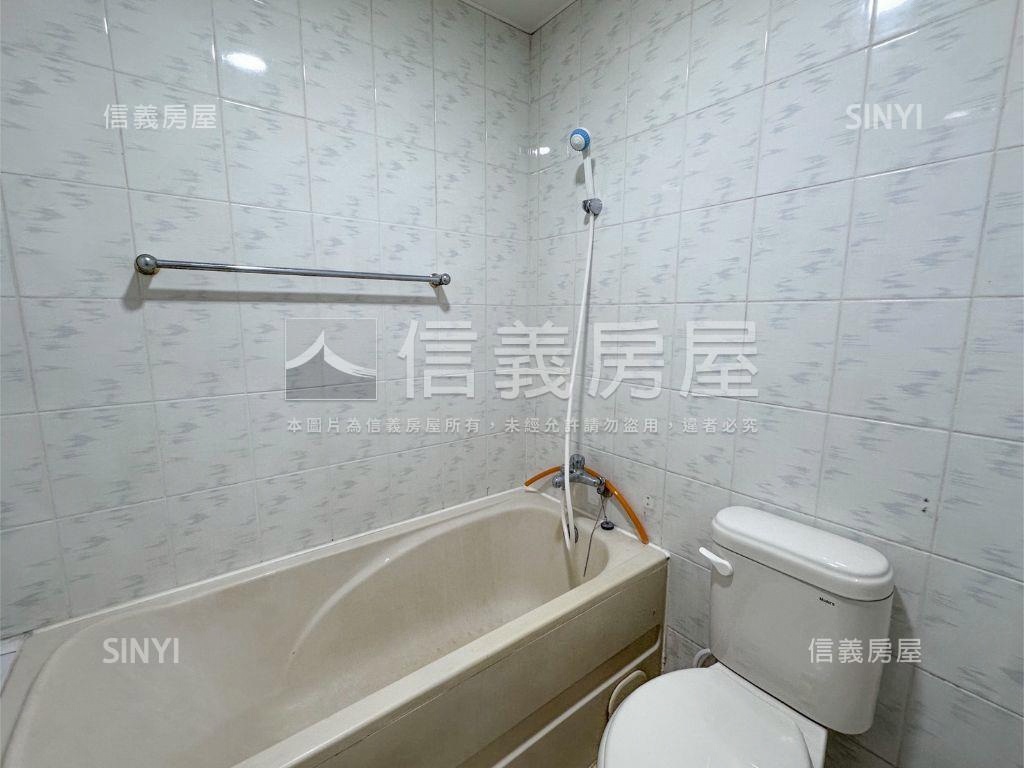 稀有Ａ棟摩天鎮大一房房屋室內格局與周邊環境