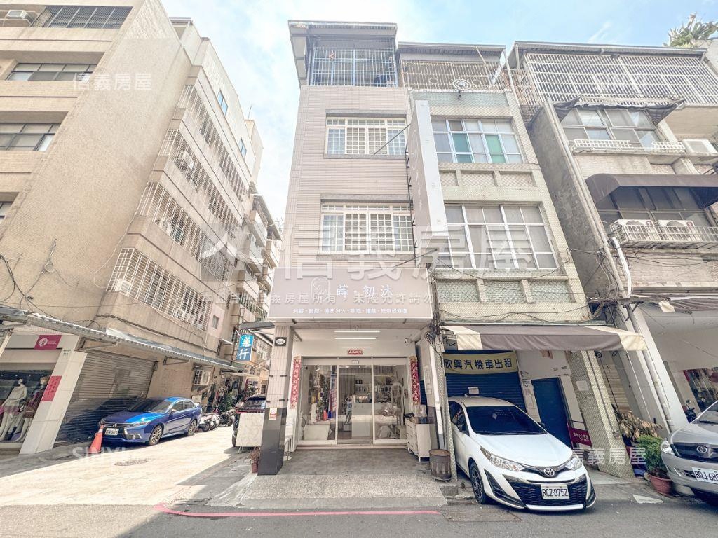 高雄車站稀有正路邊間透店房屋室內格局與周邊環境