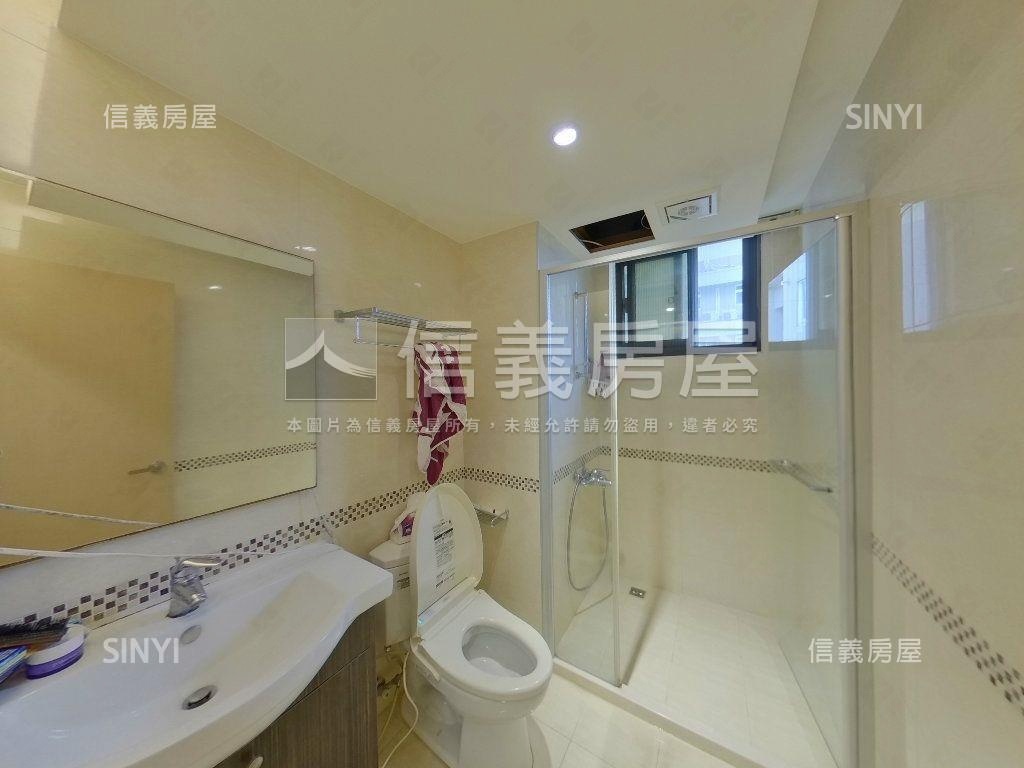 高鐵區威尼斯人電梯豪墅房屋室內格局與周邊環境