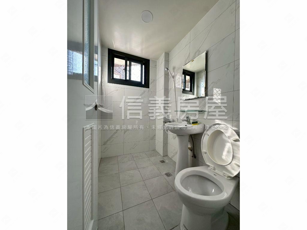 全新！衛浴開窗有陽台美套房屋室內格局與周邊環境