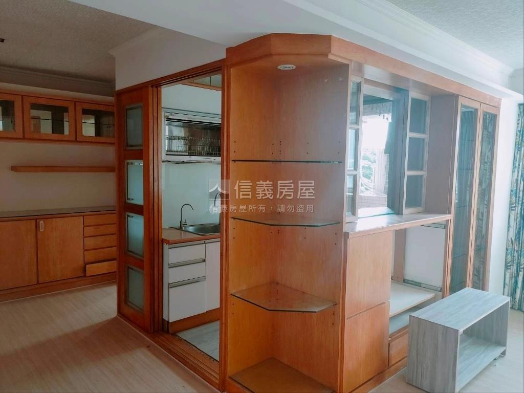 面１０１景觀大樓房屋室內格局與周邊環境