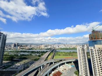 金世紀錄江翠景觀三房車位