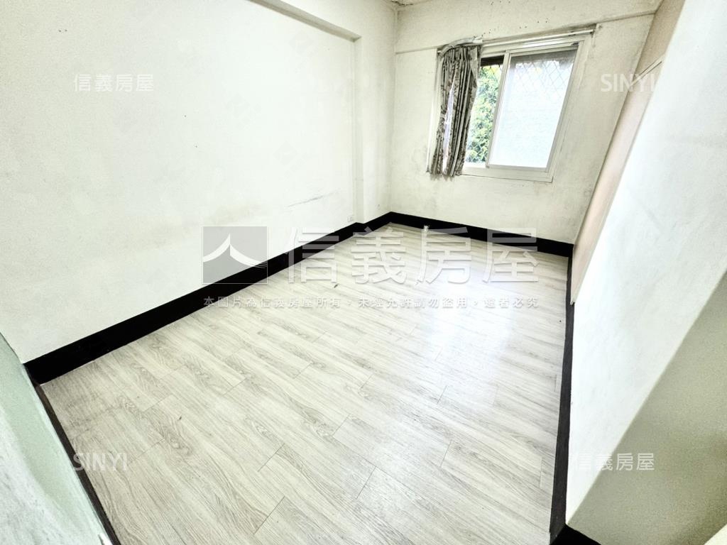 靜心旁收租置產４房房屋室內格局與周邊環境