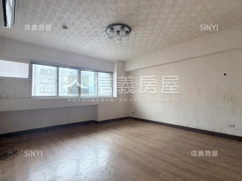 微風ＳＯＧＯ旁精美套房房屋室內格局與周邊環境