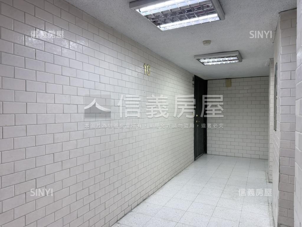 微風ＳＯＧＯ旁精美套房房屋室內格局與周邊環境