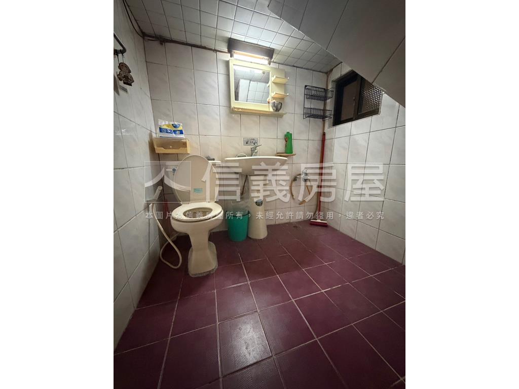 自強朝南美透天房屋室內格局與周邊環境
