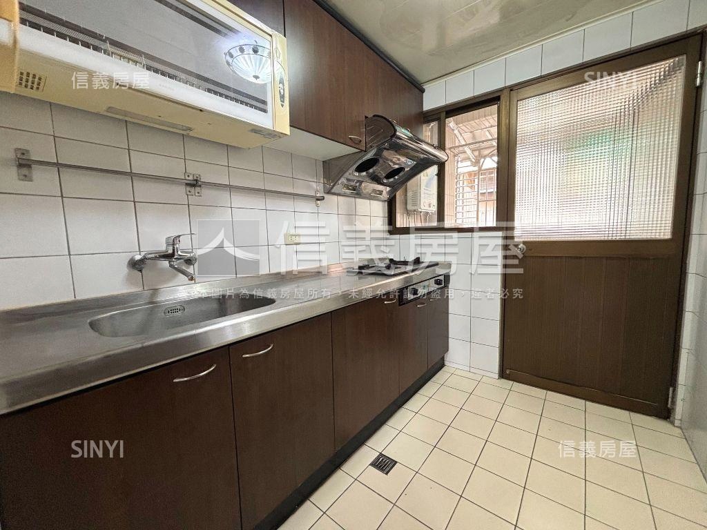 甫園5期大三房房屋室內格局與周邊環境