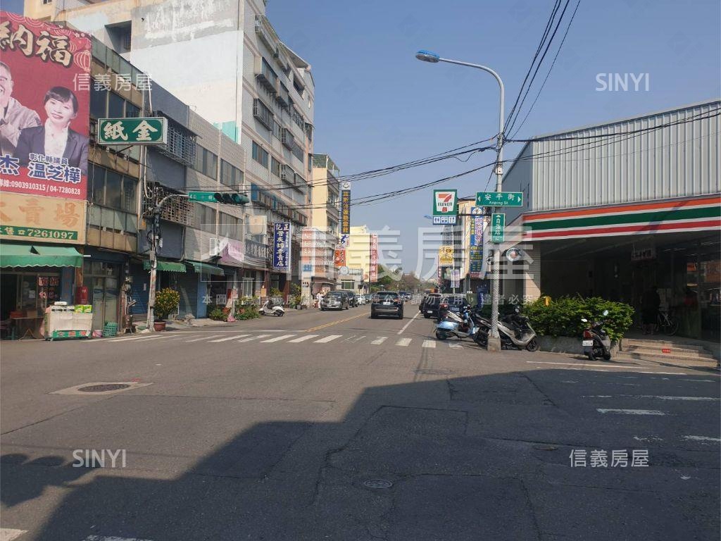 金馬之櫻挑高２房平車房屋室內格局與周邊環境